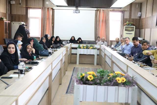 مراسم تقدير از برگزيدگان مرحله استاني مسابقات قرآني مدهامتان در خوزستان